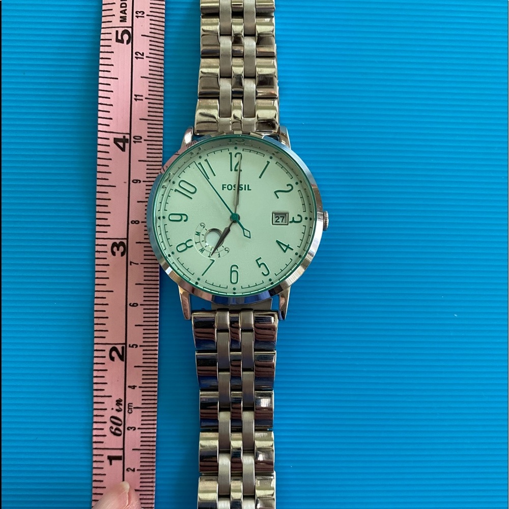 Fossil -Large Mint Green Face-Worn Once